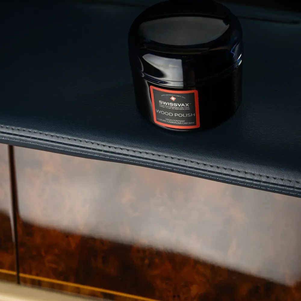 Wood Polish karnaubový vosk pro dřevěné aplikace interiéru